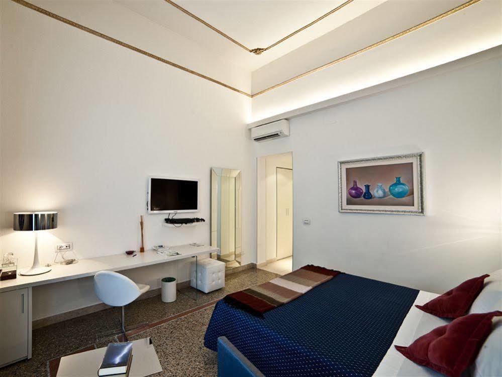 Town House Cavour Bed & Breakfast Reggio di Calabria Eksteriør bilde